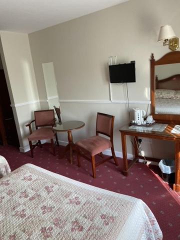 Monaghans Harbour Hotel Naas Exterior photo